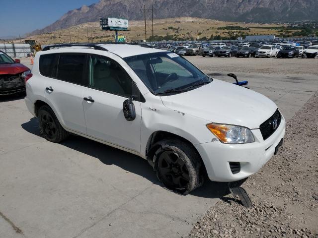 Toyota RAV4 Image 2