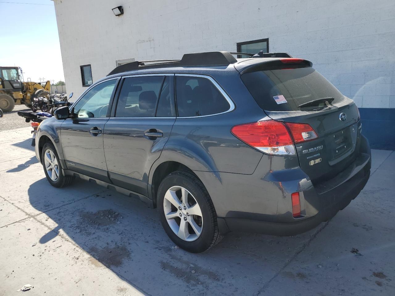 Subaru Outback 2.5i Limited Image 4