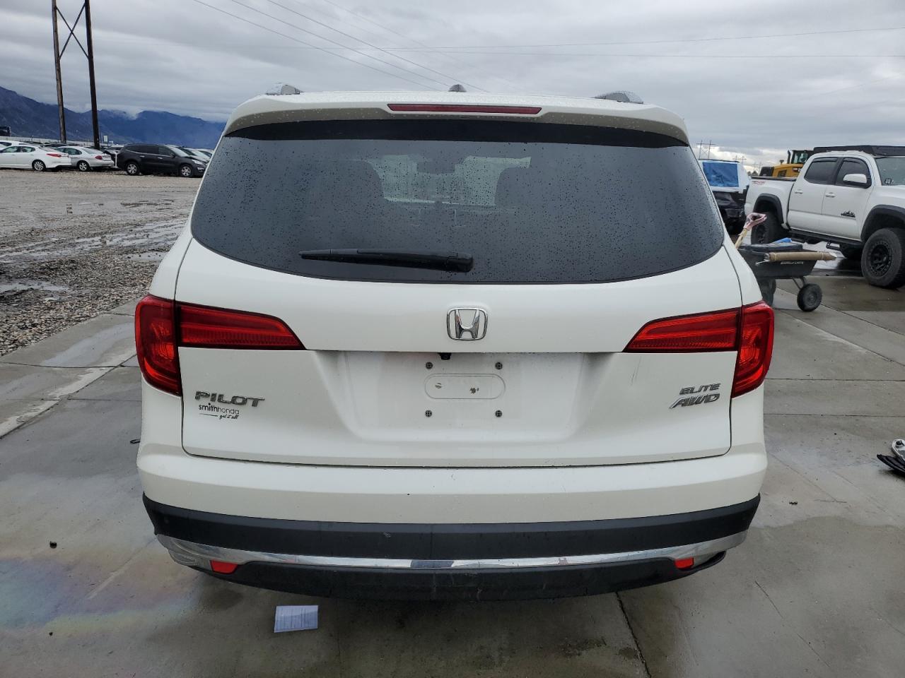 Honda Pilot Elite Image 4