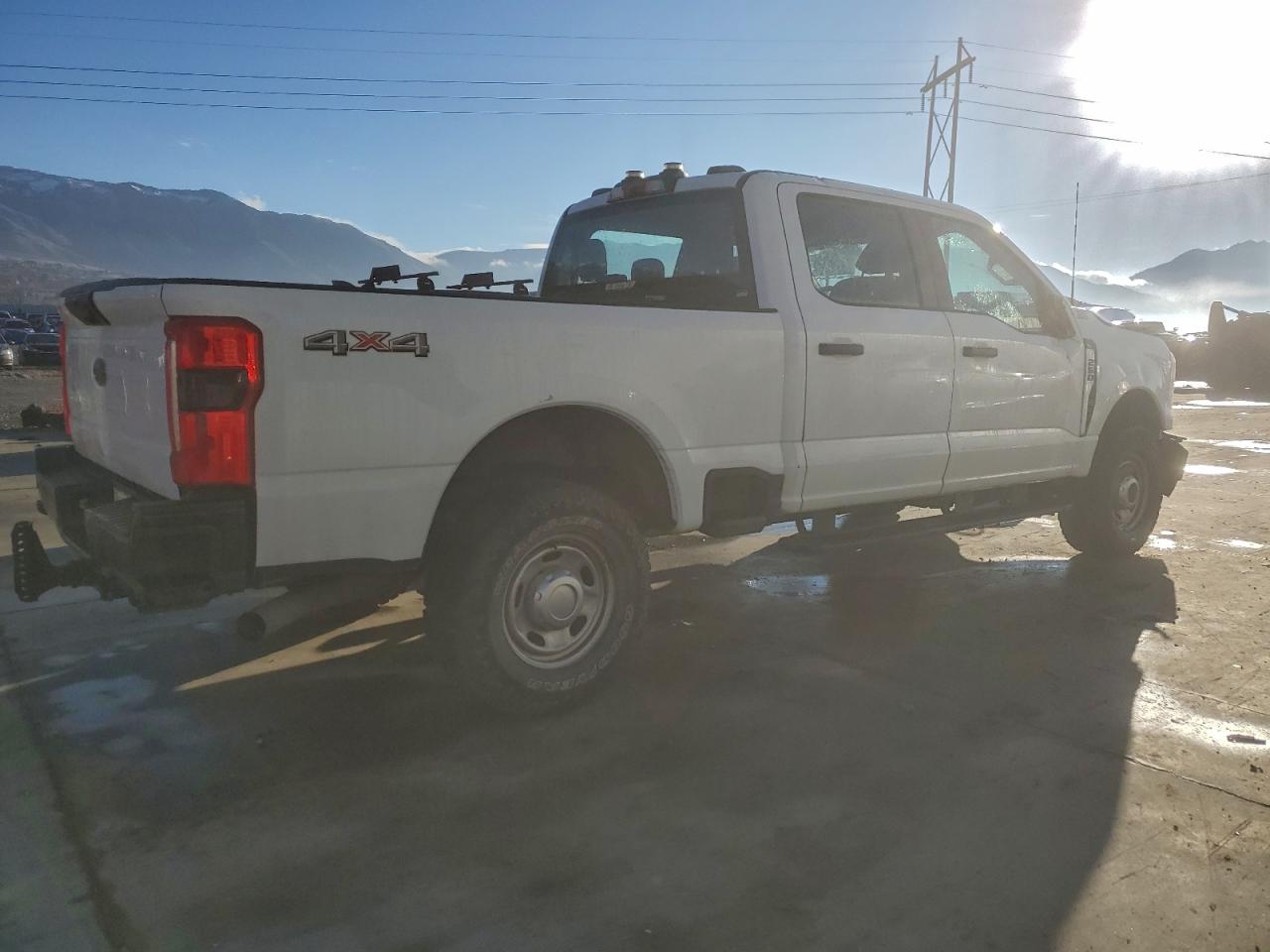 Ford F-250 Super Duty Image 3
