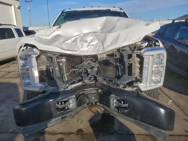 Ford F-250 Super Duty Image 4