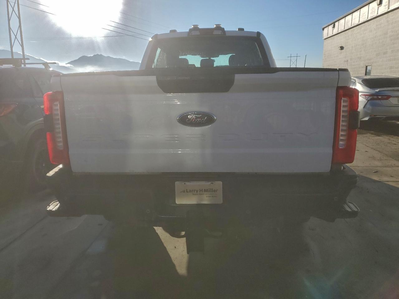 Ford F-250 Super Duty Image 12