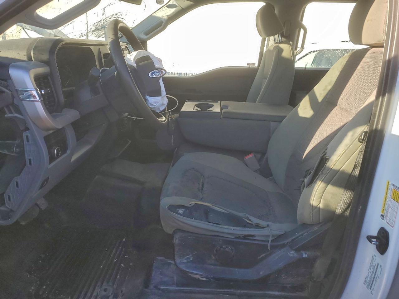 Ford F-250 Super Duty Image 9