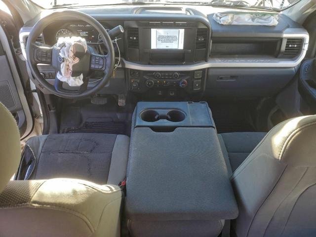 Ford F-250 Super Duty Image 10