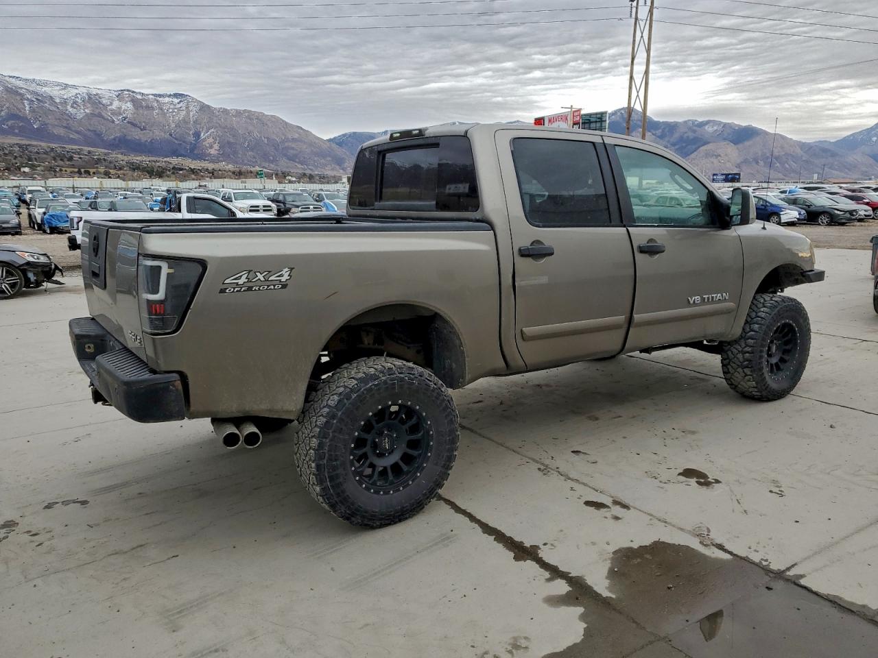 Nissan Titan Xe Image 6