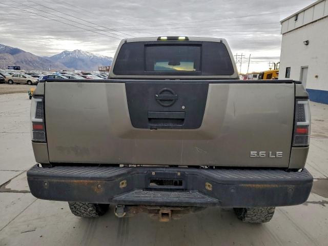 Nissan Titan Xe Image 5