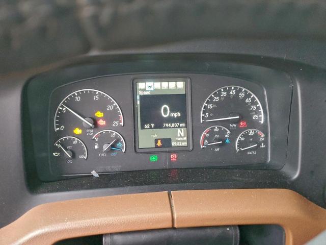 Freightliner Cascadia 1 Image 3