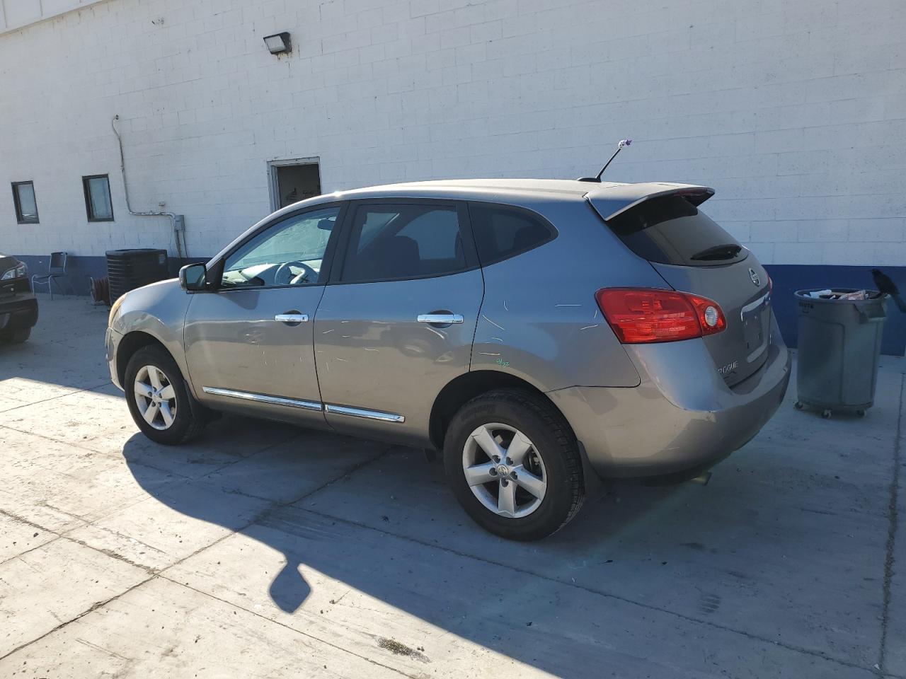 Nissan Rogue S Image 6