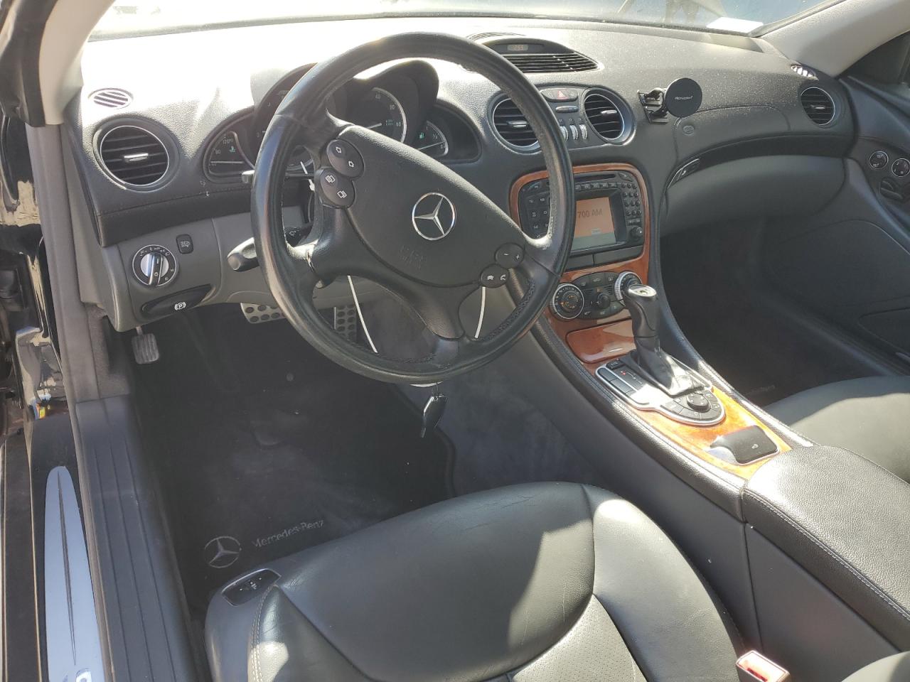 Mercedes-Benz S-Class 500 Image 10