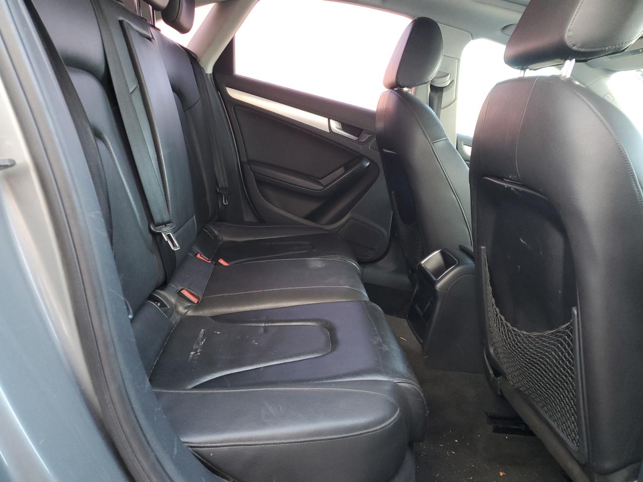 Audi A4 2.0t Quattro Image 10