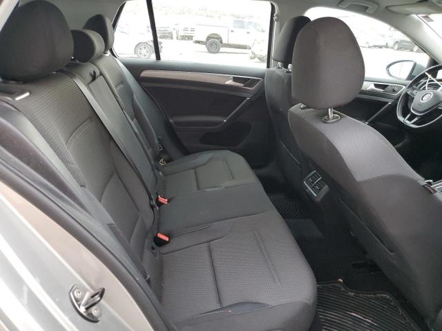 Volkswagen Golf S Image 9