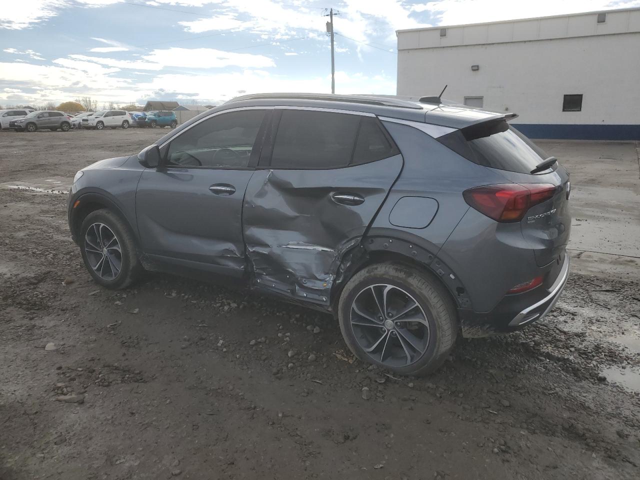 Buick Encore Essence Image 5