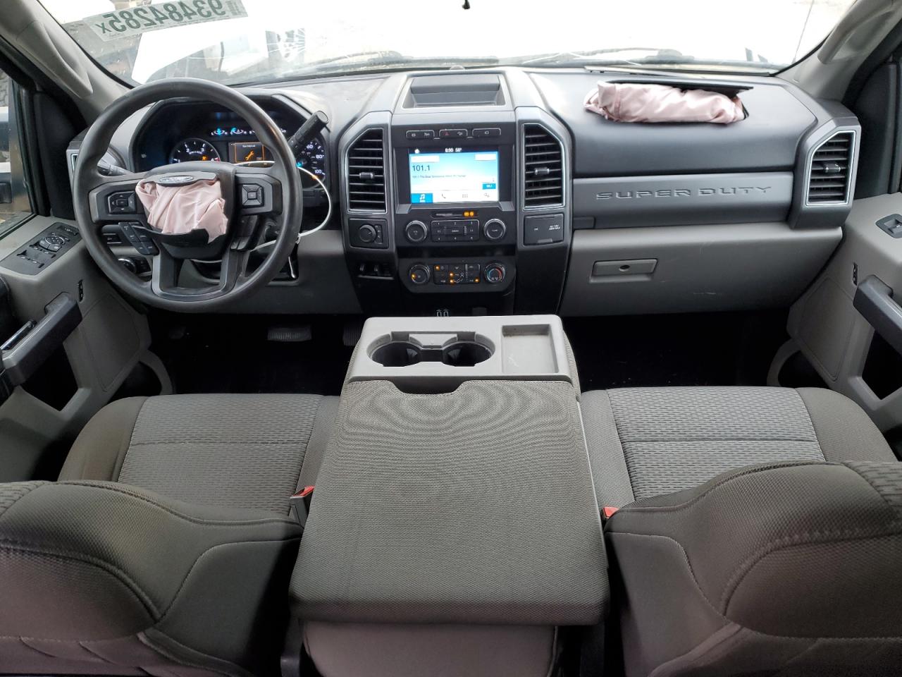 Ford F-450 Super Duty Image 8