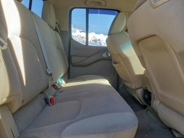 Nissan Frontier S Image 9