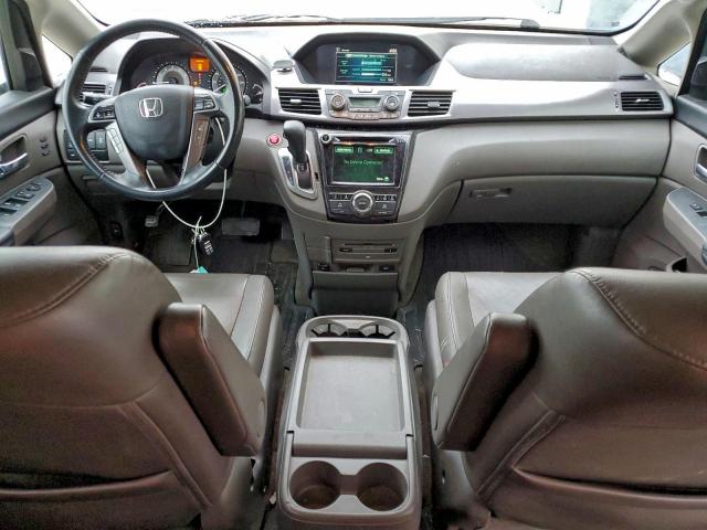 Honda Odyssey Touring Image 6