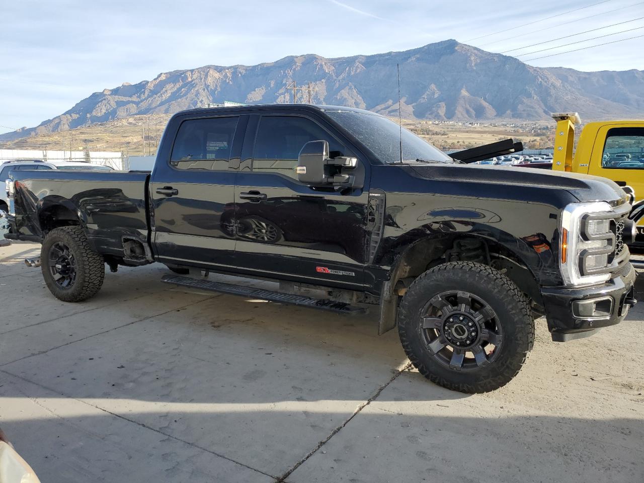 Ford F-350 Super Duty Image 3
