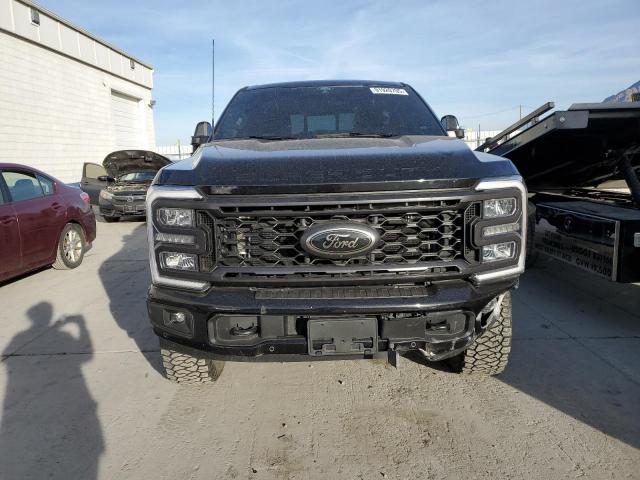 Ford F-350 Super Duty Image 4