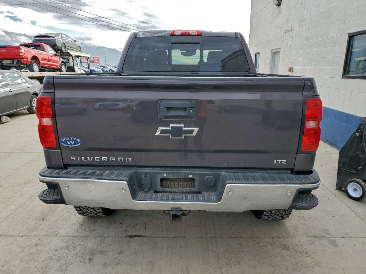 Chevrolet Silverado K1500 Ltz Image 8