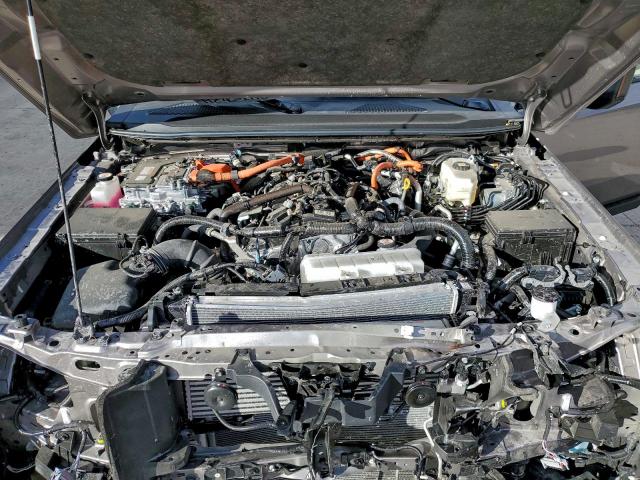 Toyota Land Cruis Base Image 12