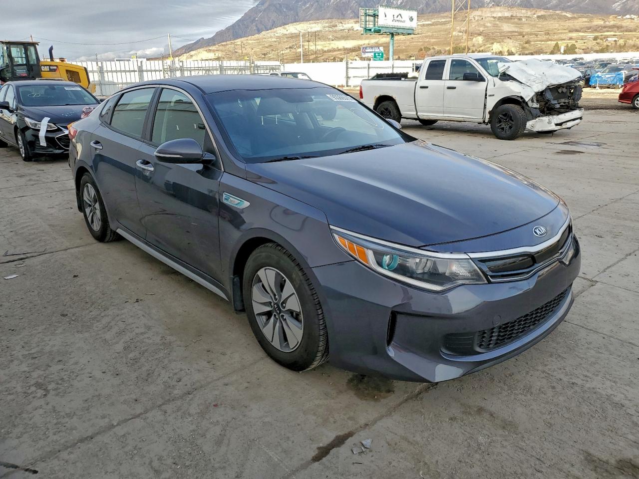 Kia Optima Hybrid Image 12