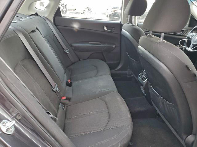 Kia Optima Hybrid Image 3