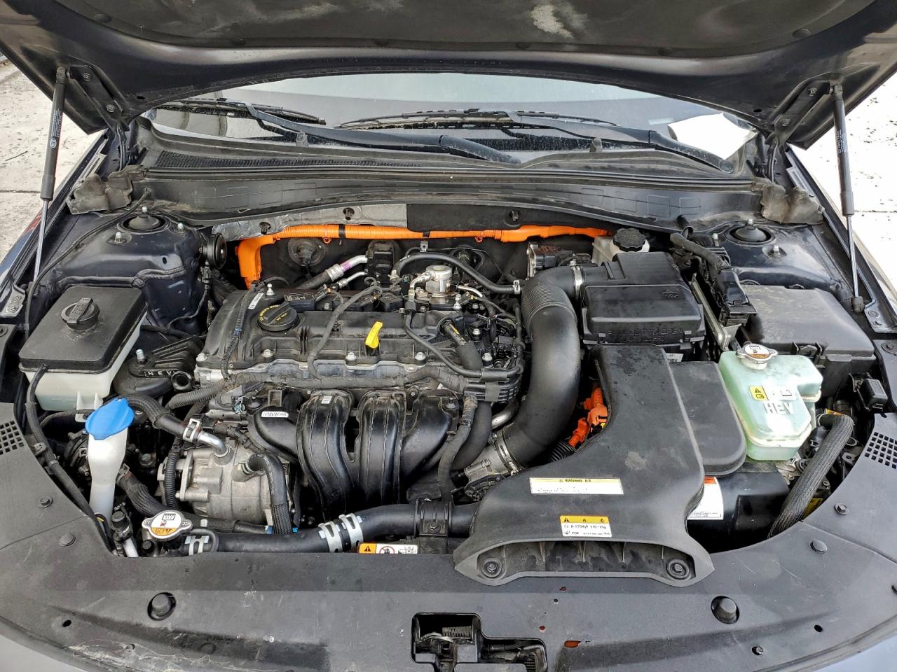 Kia Optima Hybrid Image 8