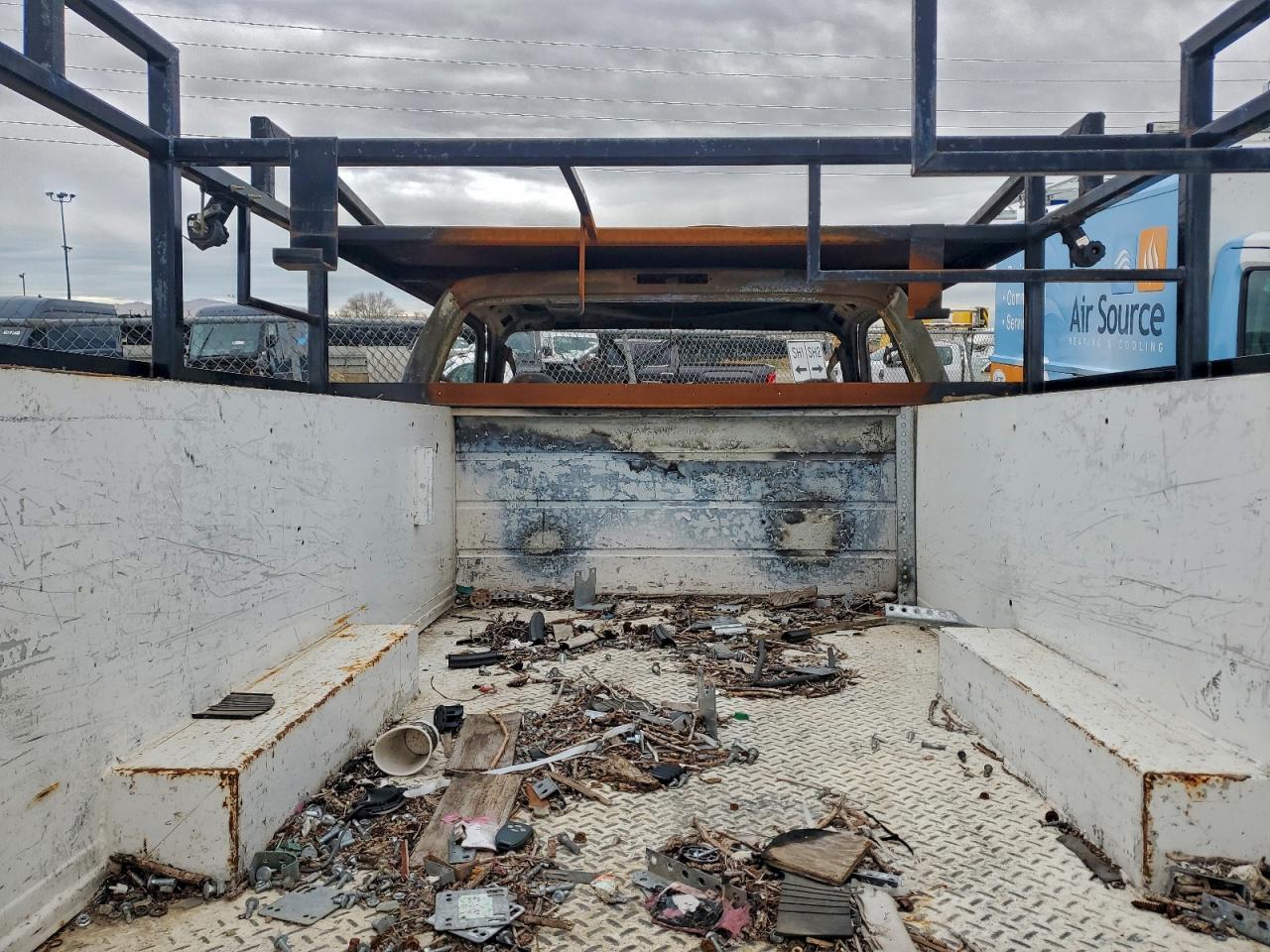 Ford F-350 Super Duty Image 9