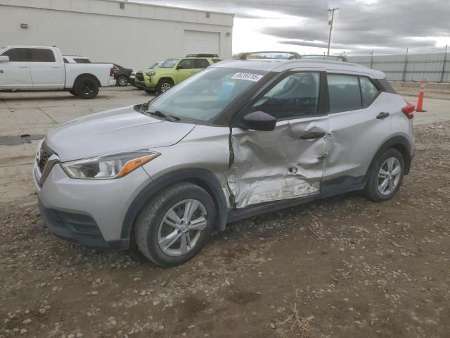  Salvage Nissan Kicks