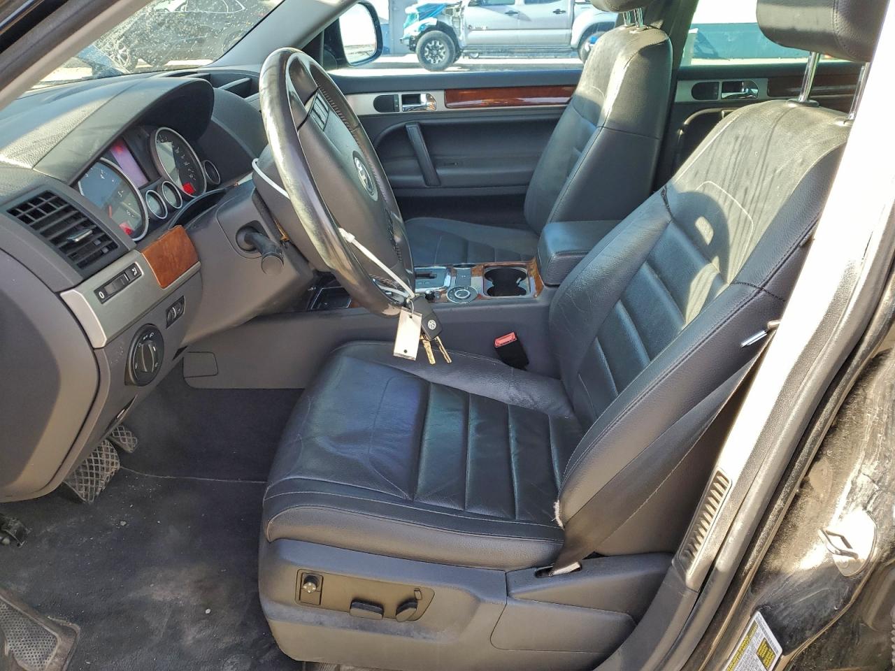 Volkswagen Touareg Tdi Image 6