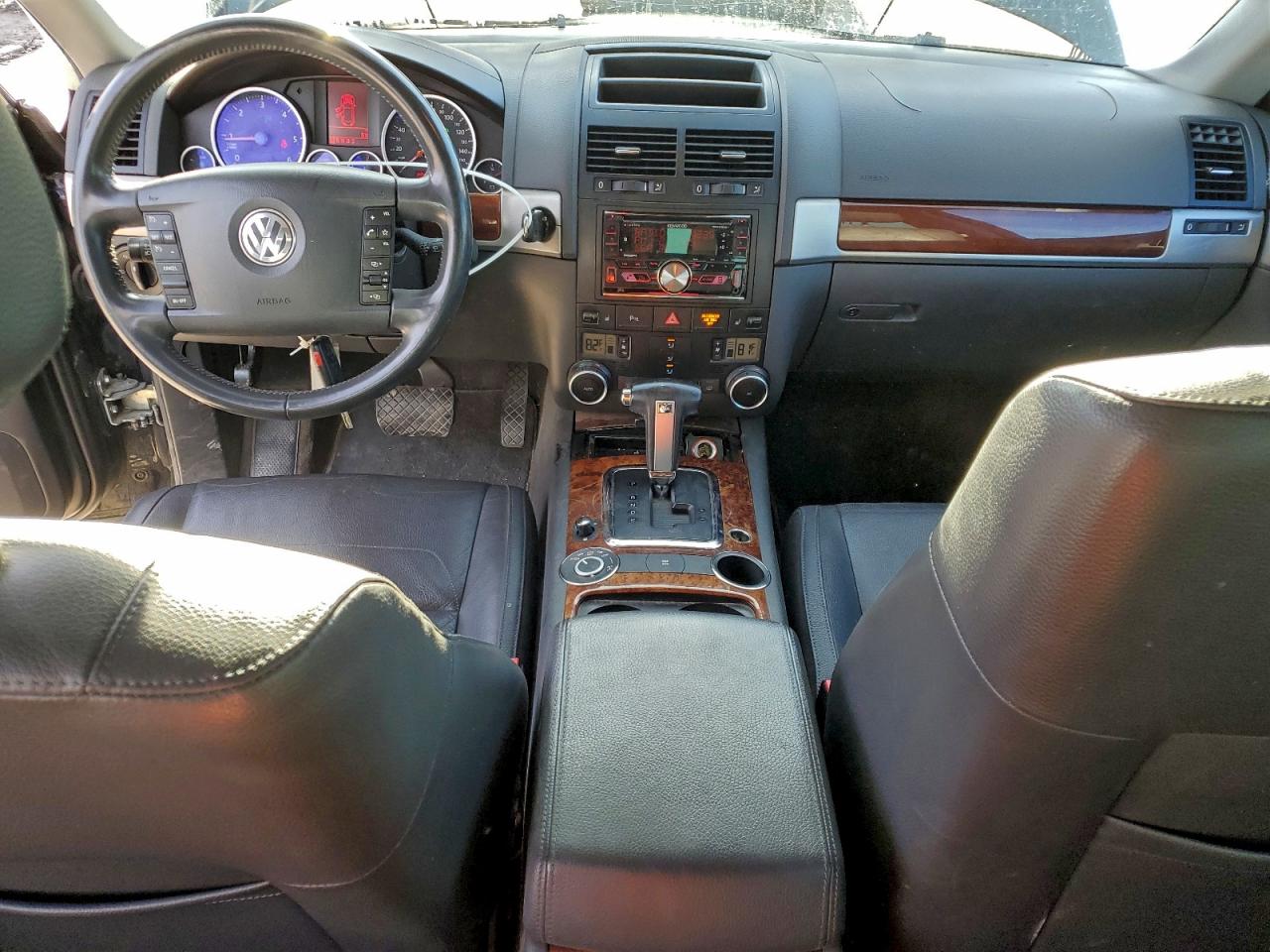 Volkswagen Touareg Tdi Image 3