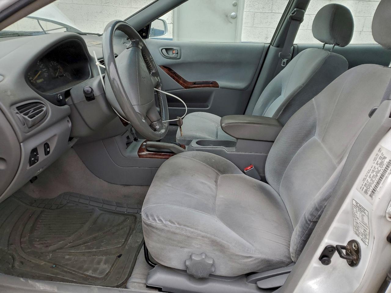 Mitsubishi Galant Es Image 9