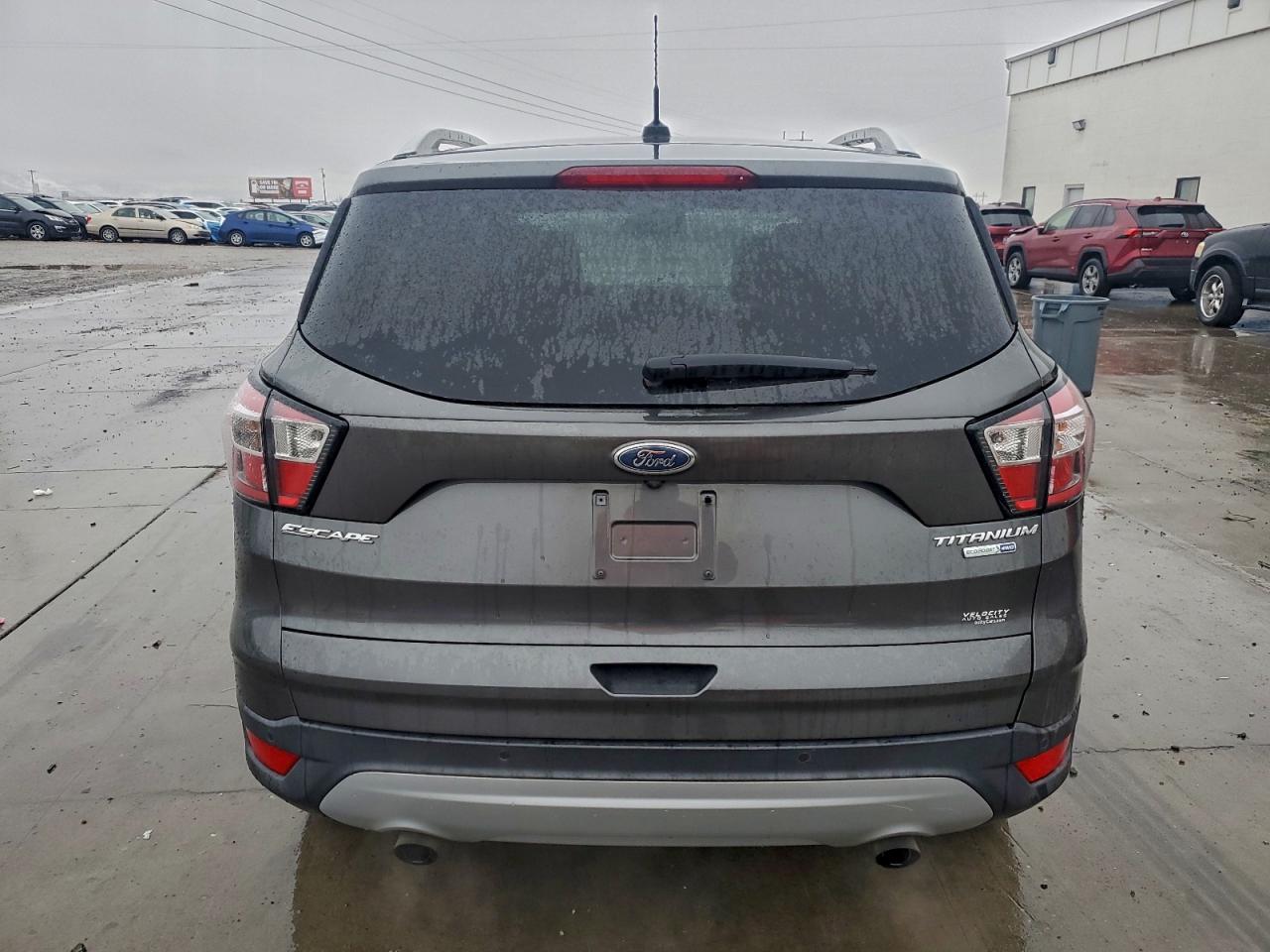 Ford Escape Titanium Image 6