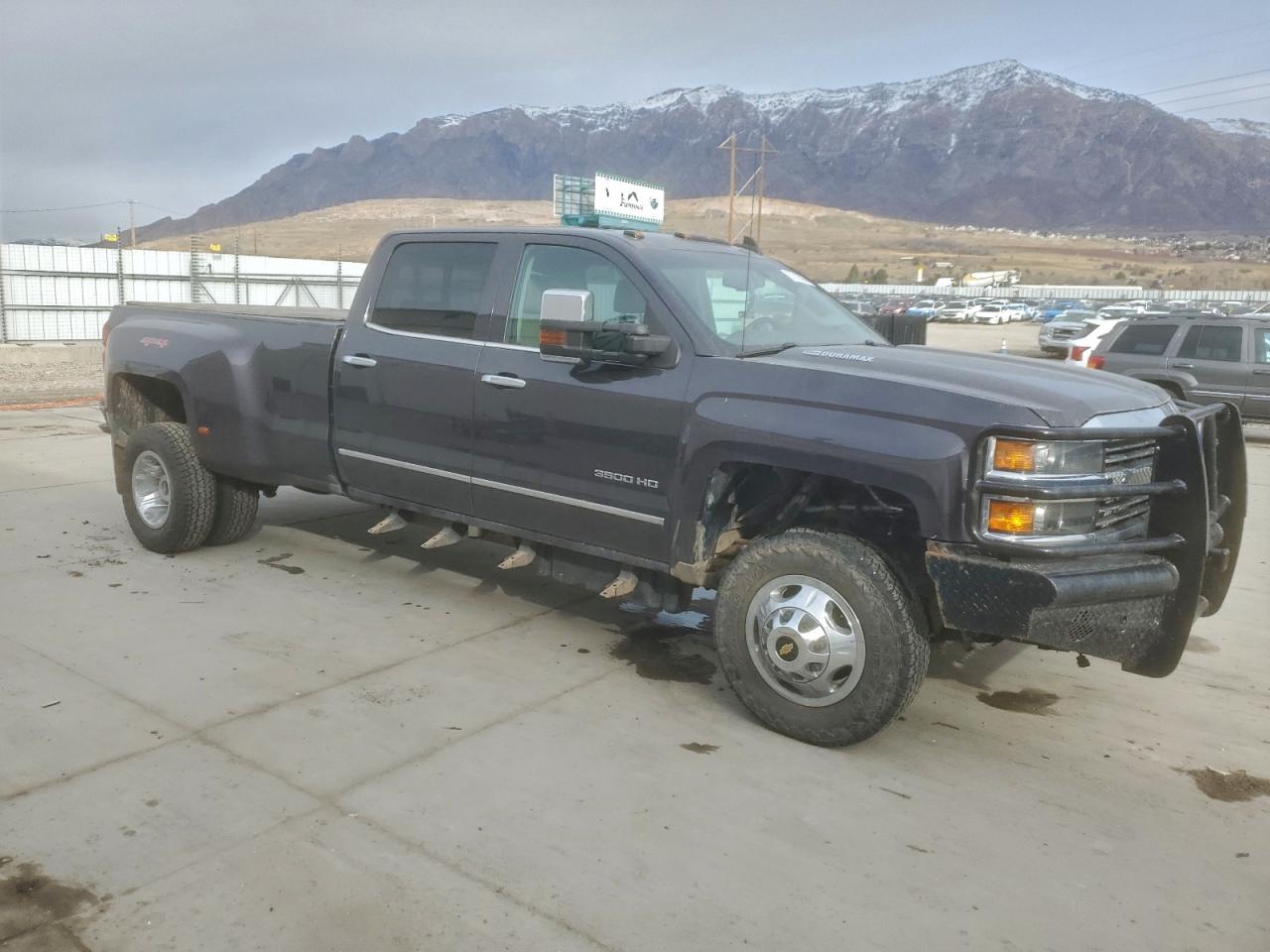 Chevrolet Silverado K3500 Ltz Image 4