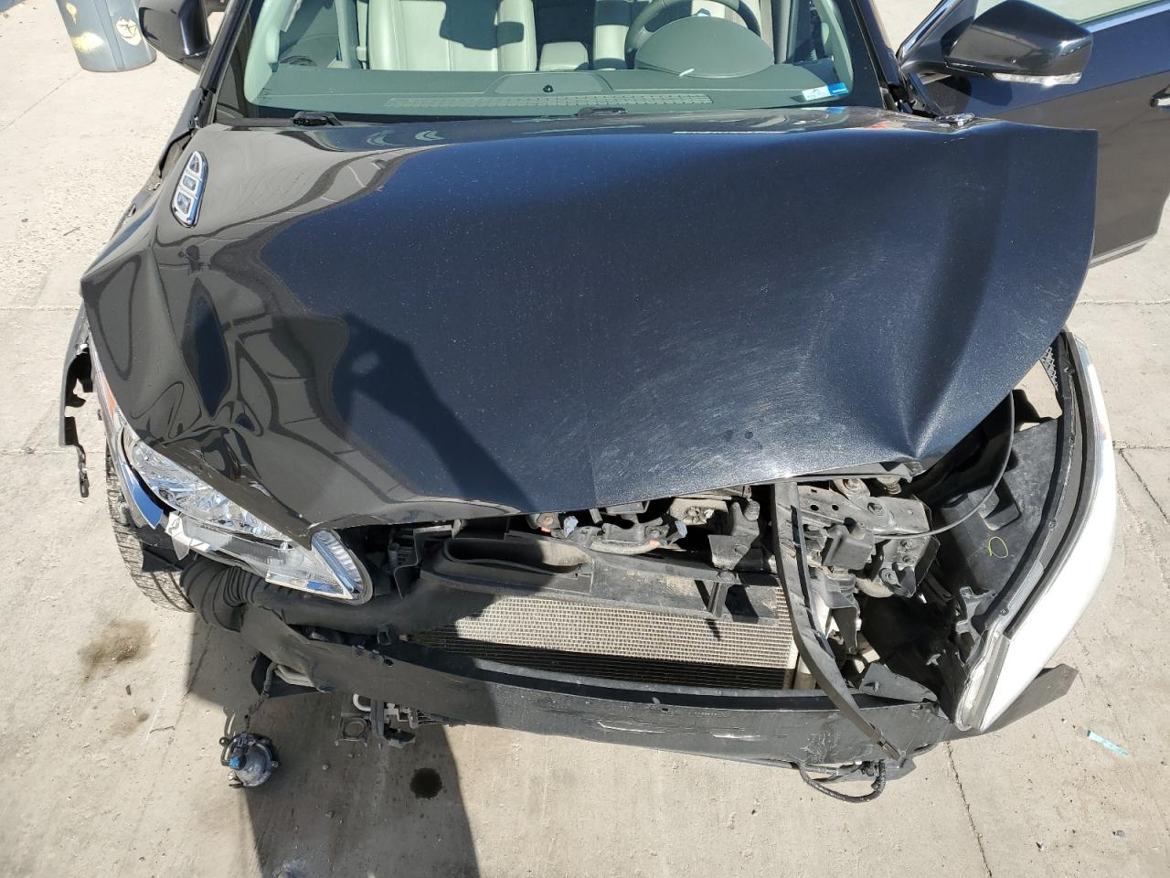 Buick LaCrosse Premium Image 3