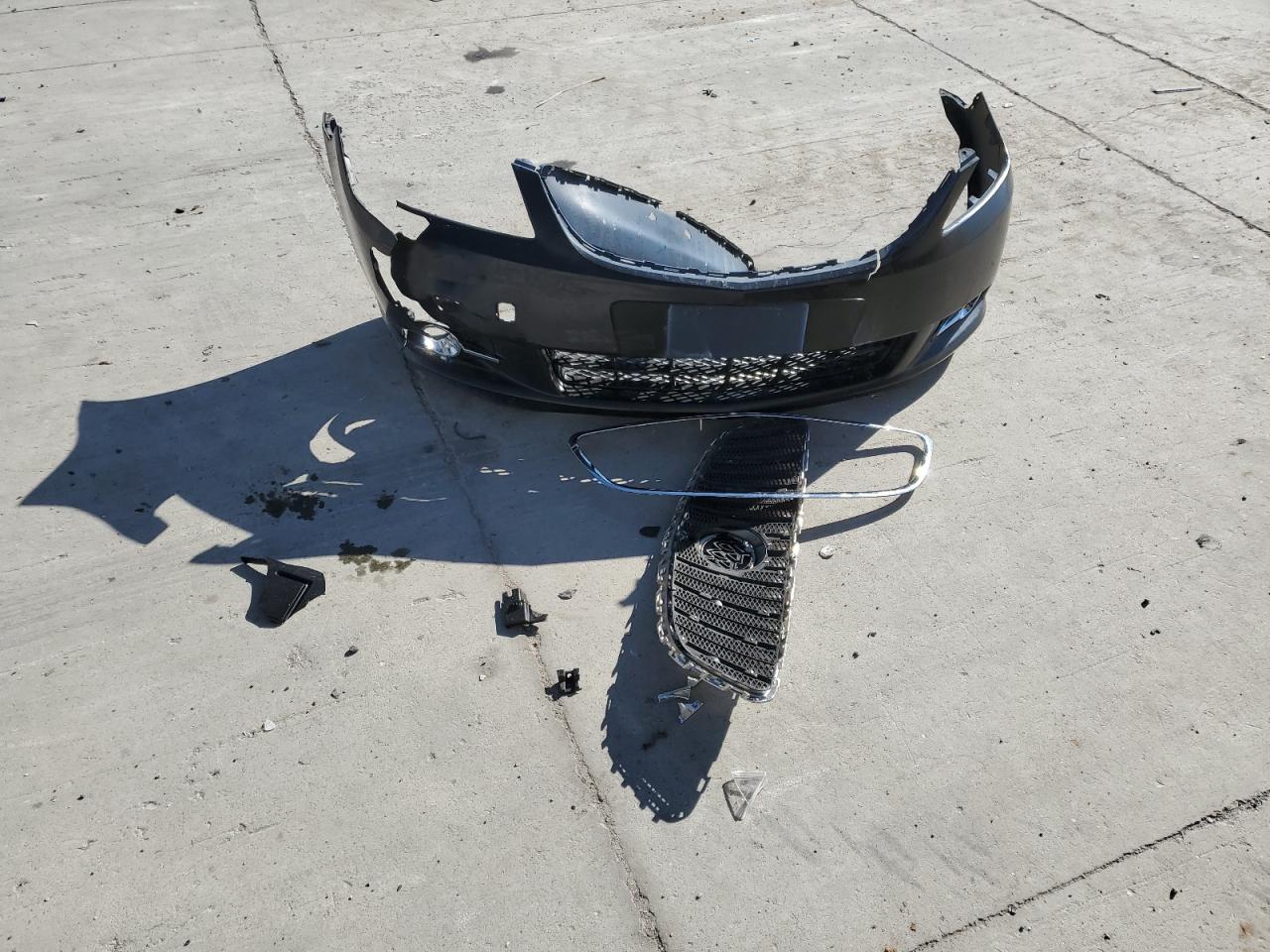 Buick LaCrosse Premium Image 5