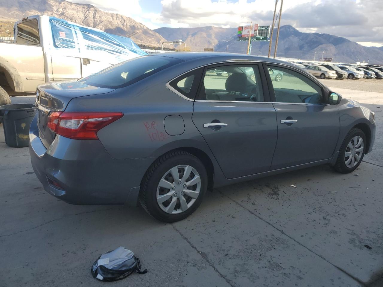 Nissan Sentra S Image 4