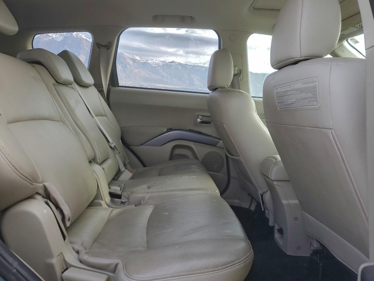 Mitsubishi Outlander Xls Image 13