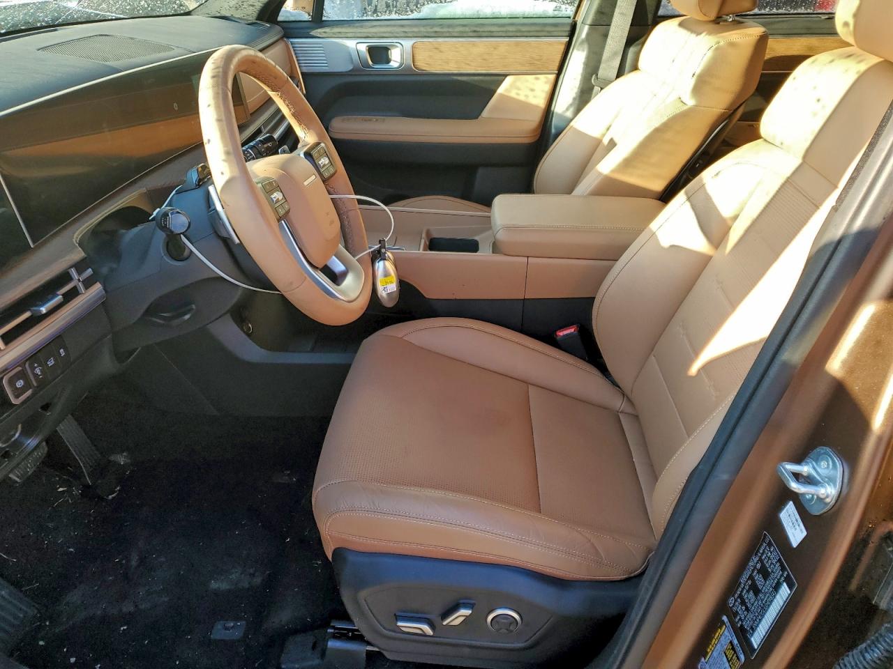 Hyundai SANTA FE Limited Image 12