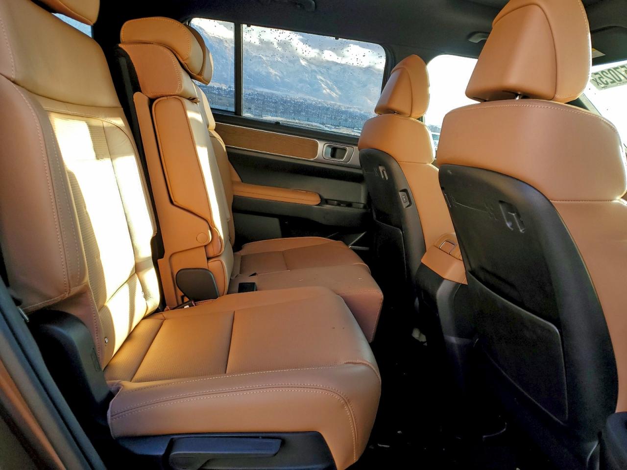 Hyundai SANTA FE Limited Image 11