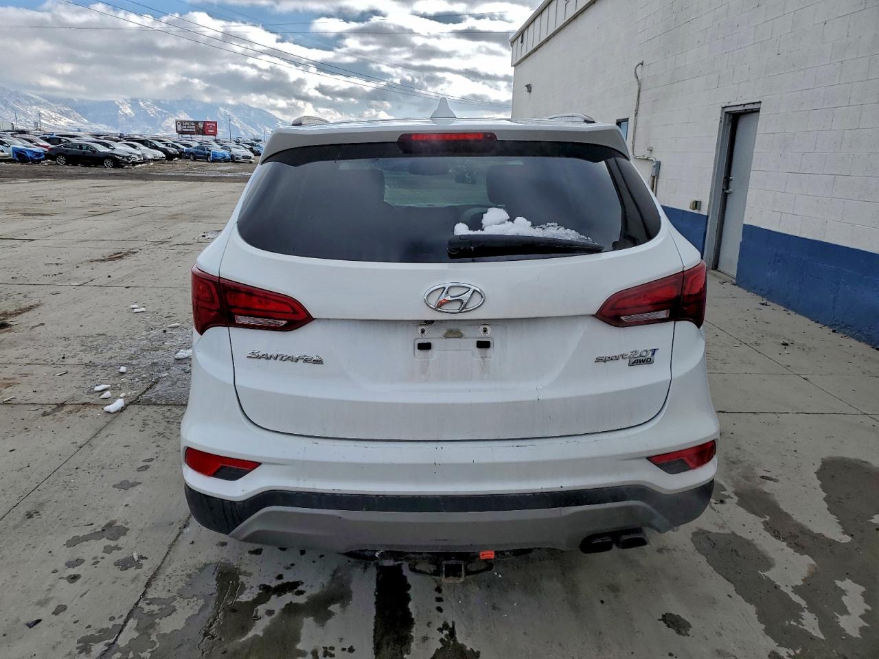 Hyundai SANTA FE Image 3