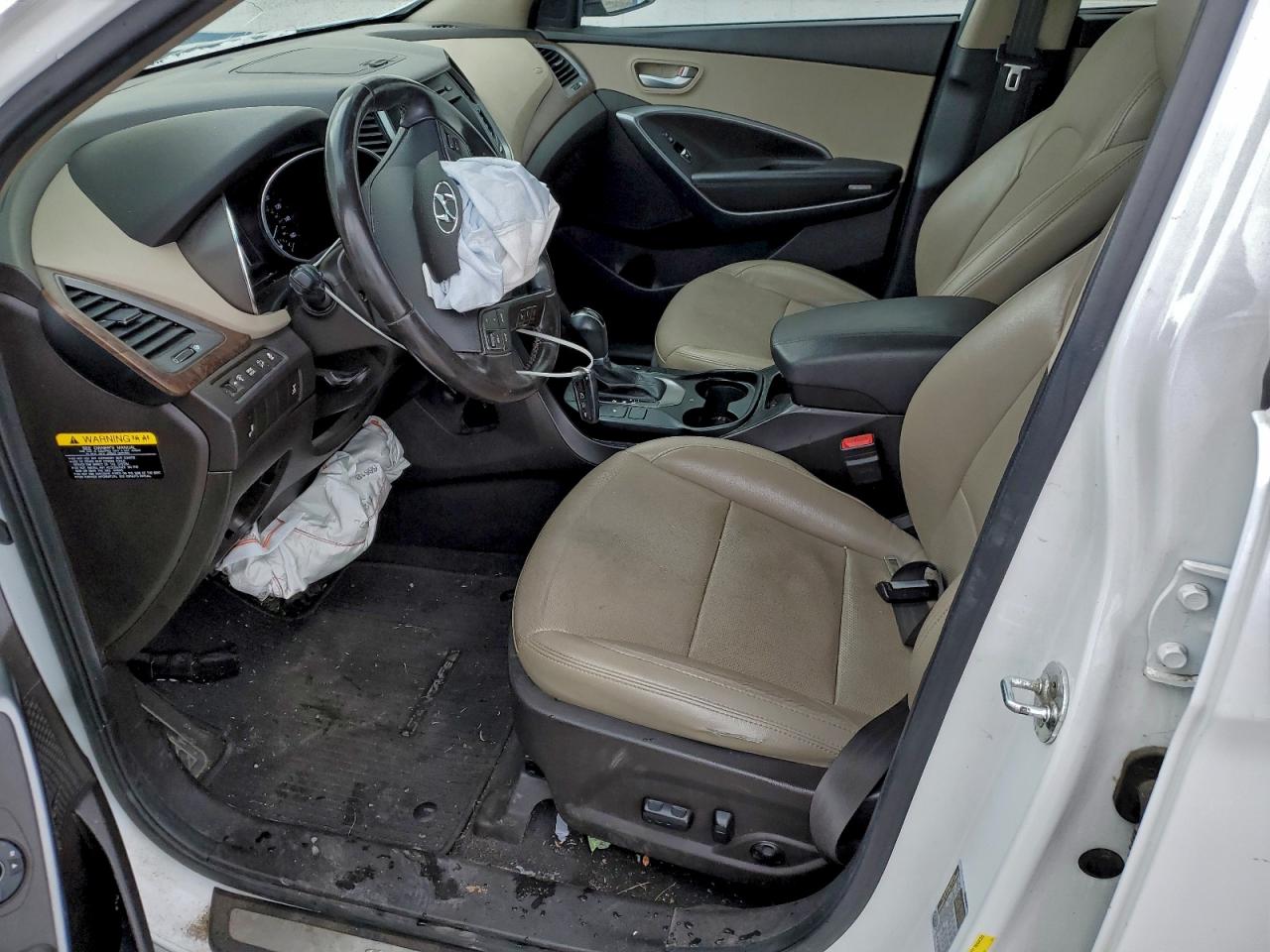 Hyundai SANTA FE Image 5