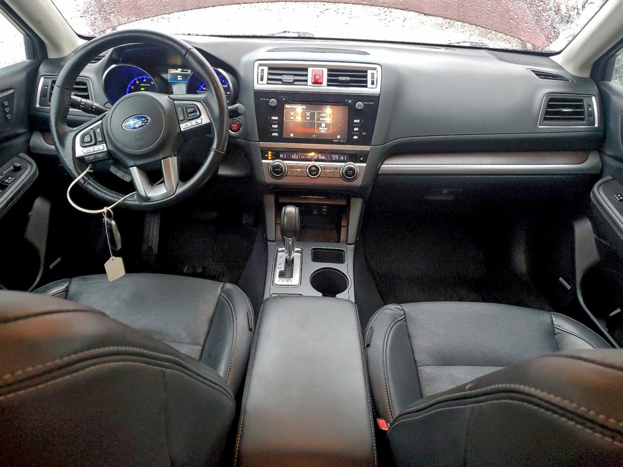 Subaru Outback 2.5i Limited Image 8