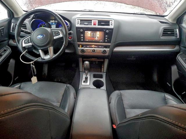 Subaru Outback 2.5i Limited Image 8