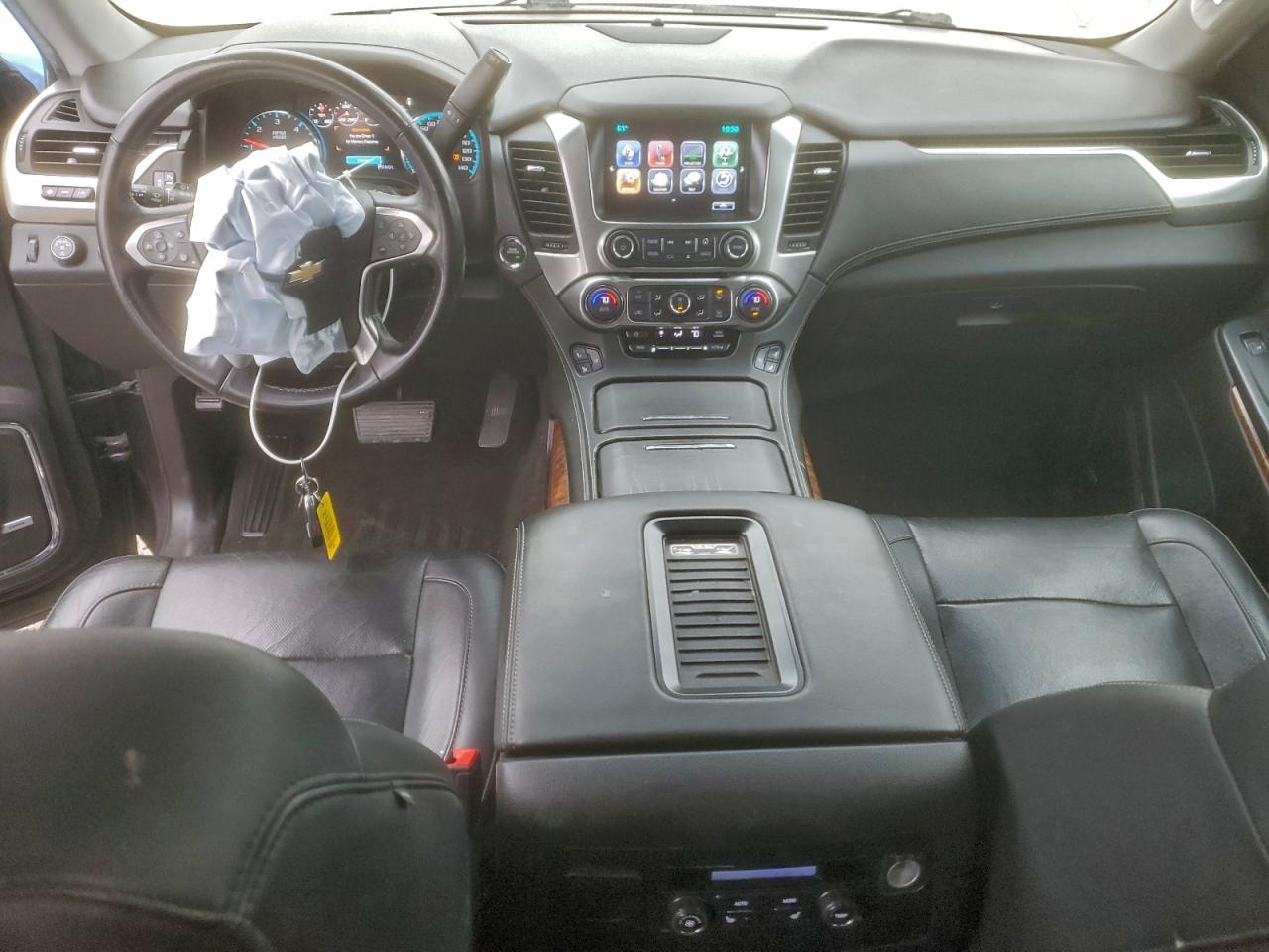 Chevrolet Tahoe K1500 Premier Image 2