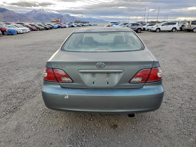 Lexus Es 300 Image 2