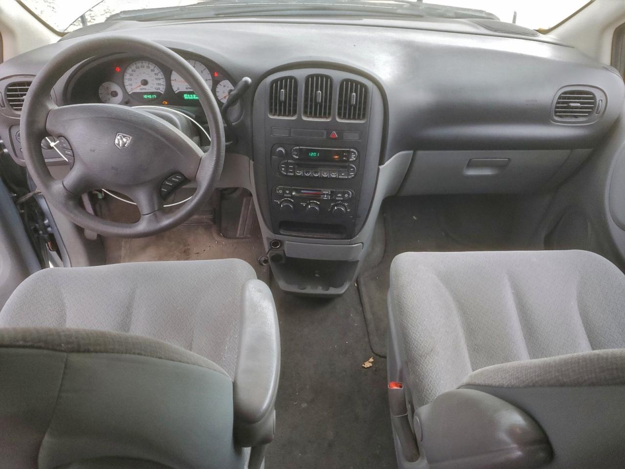 Dodge Caravan Se Image 7