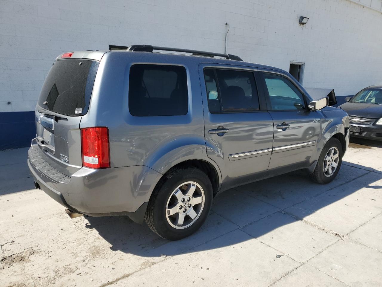 Honda Pilot Touring Image 11