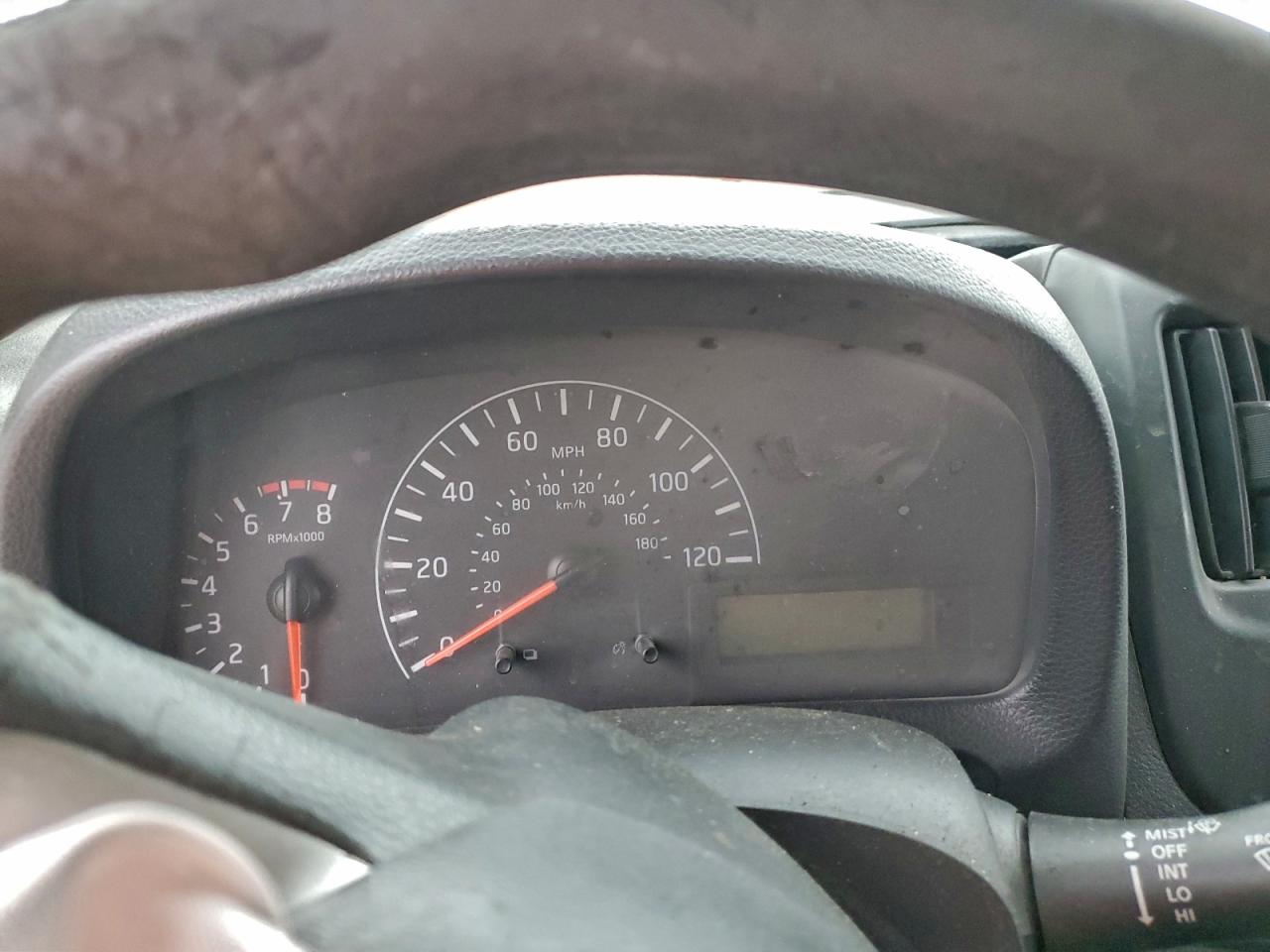 Nissan Nv 2.5s Image 13