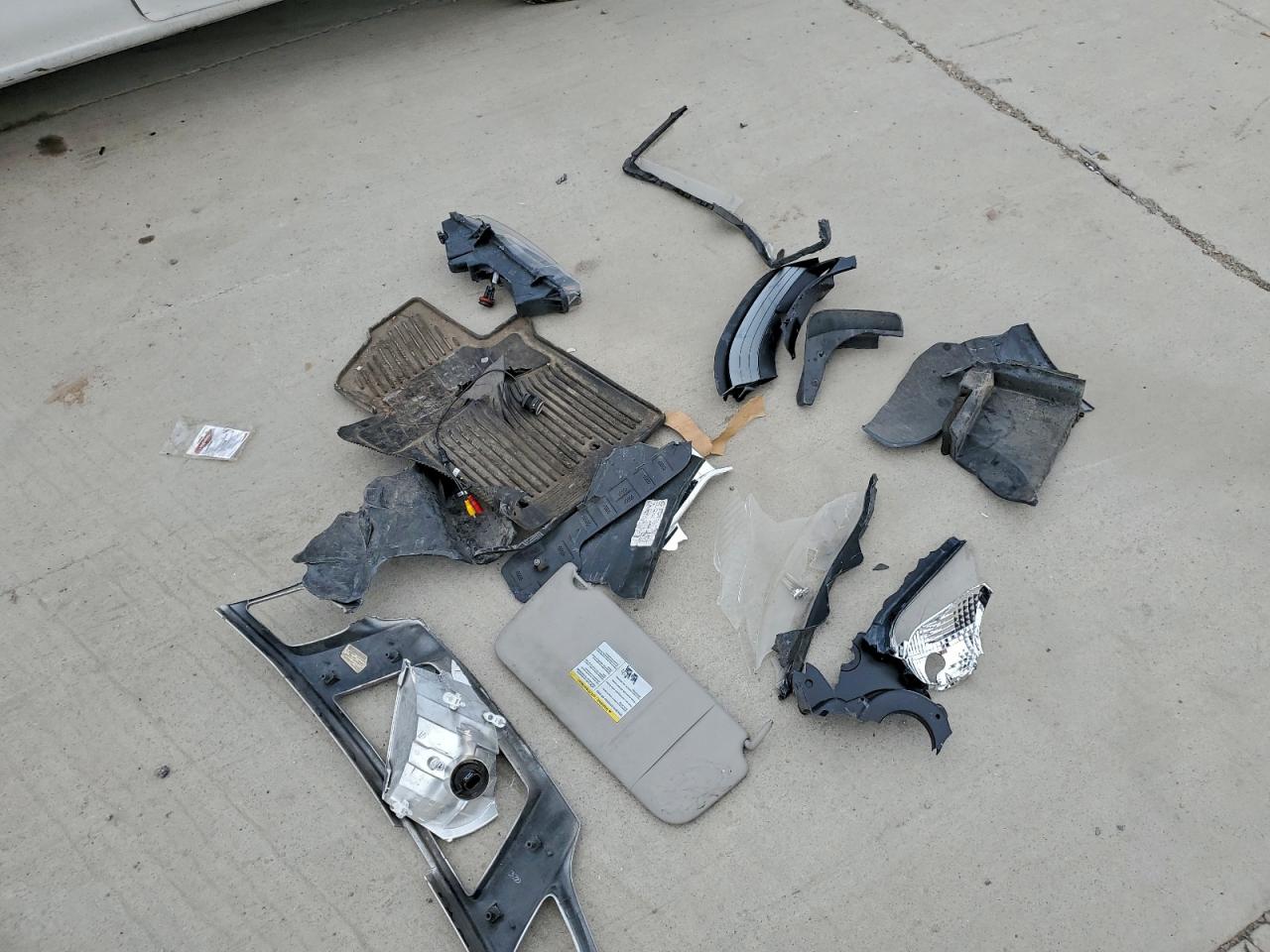 Nissan Nv 2.5s Image 2