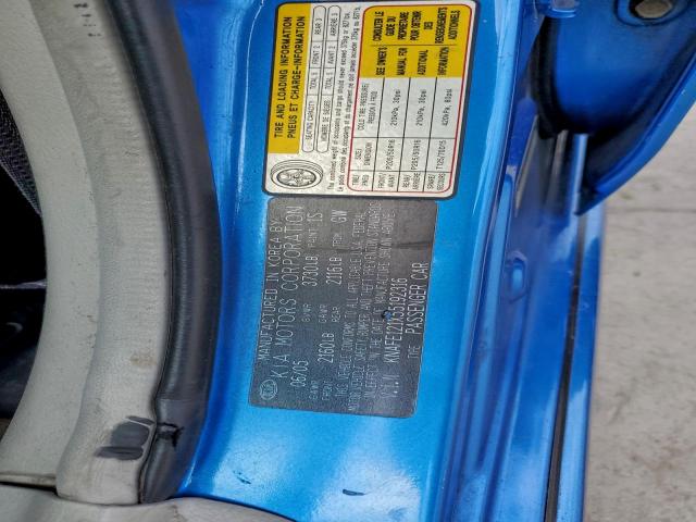 Kia Spectra Lx Image 7